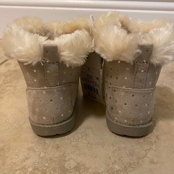NIB Cat & Jack tan boots with fur top and sparkles - Picture 3 of 7